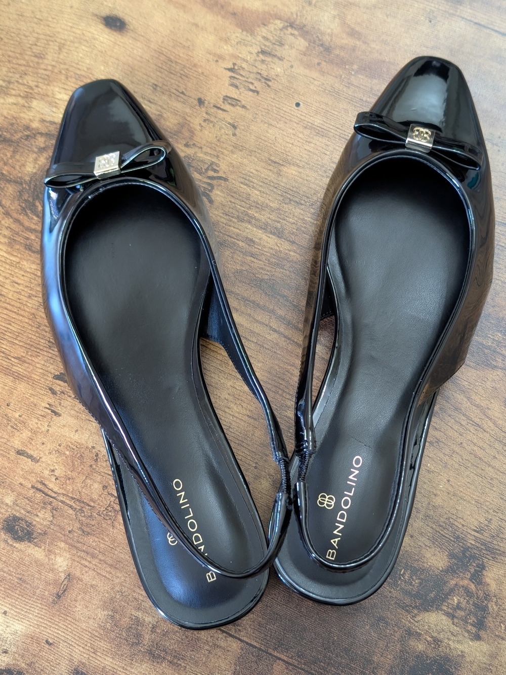 New Bandolino Black Patent Leather Slingback Low Wedge Heels Bow Accent - Picture 3 of 8